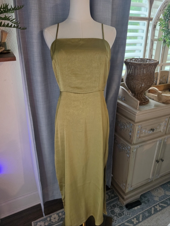 a new day Dresses & Skirts - A New Day Green Dress
